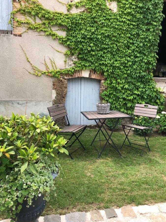 Bed and Breakfast La Demeure D'Agapanthe à Vinay  Extérieur photo