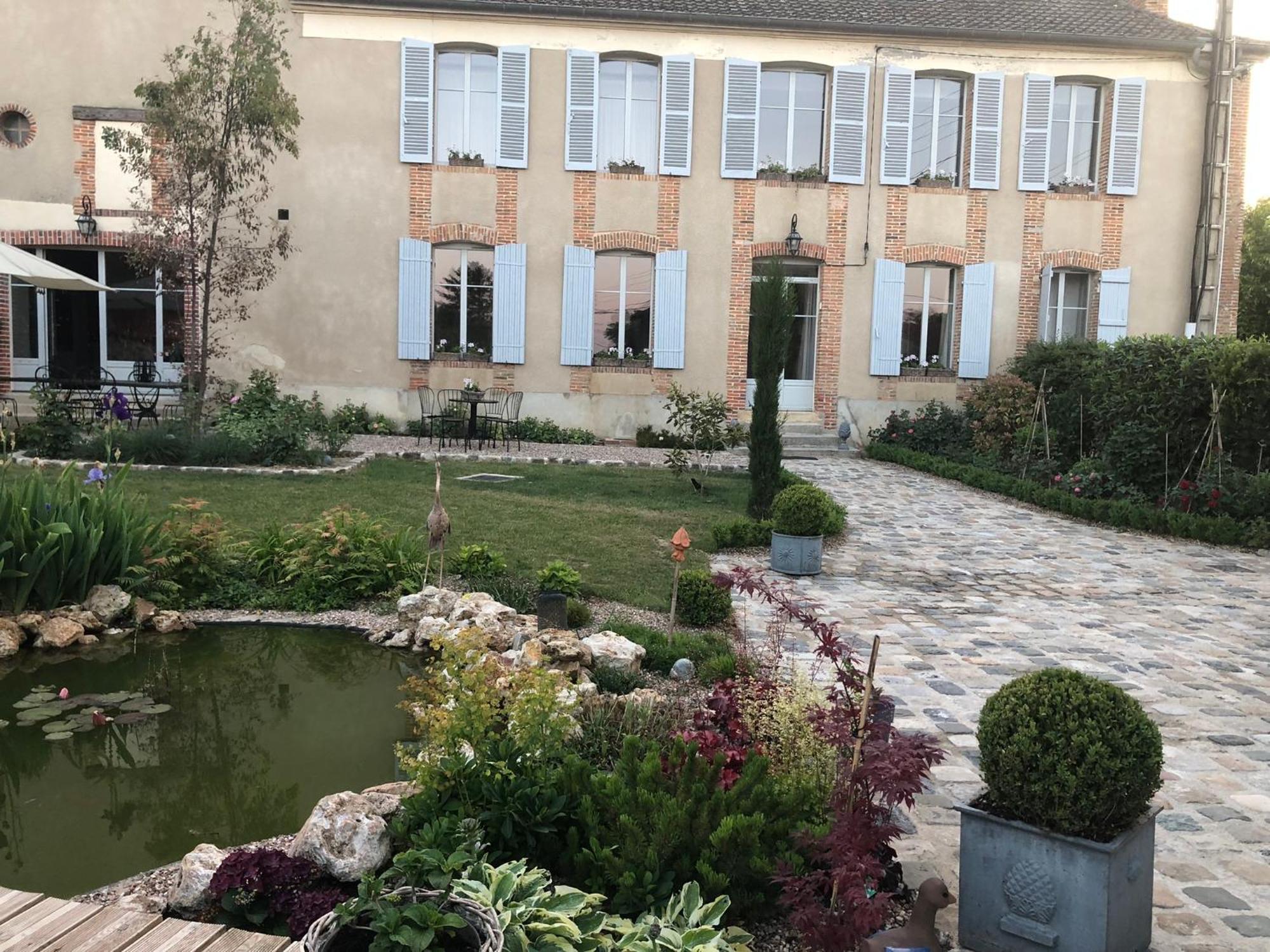 Bed and Breakfast La Demeure D'Agapanthe à Vinay  Extérieur photo